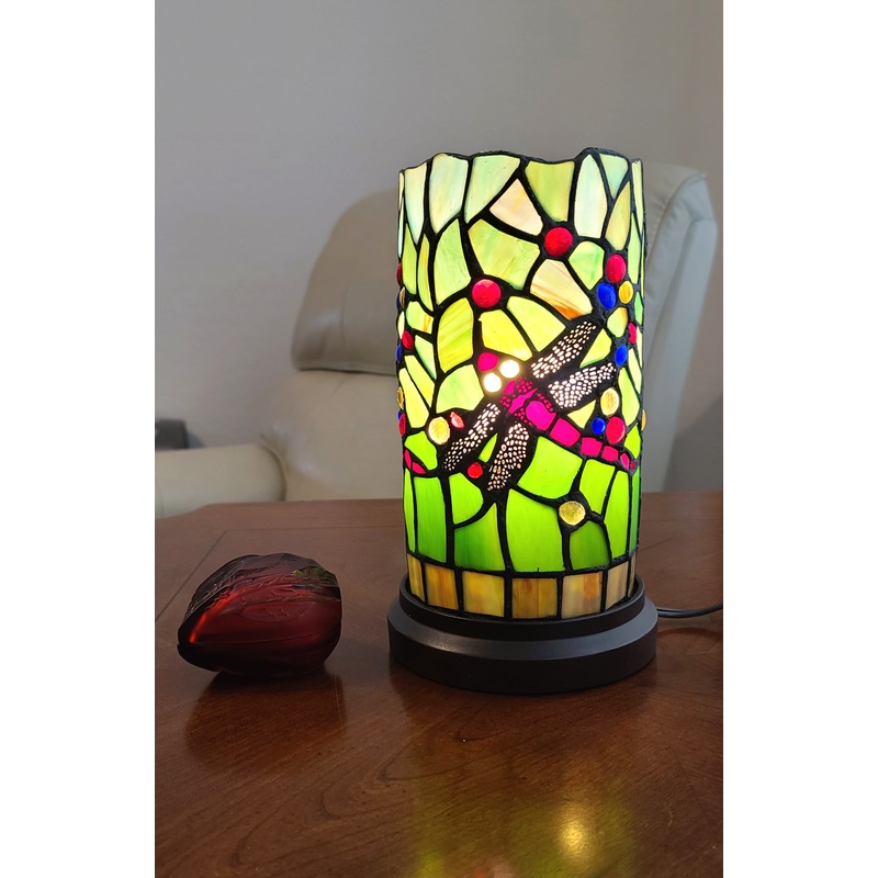 11" Tiffany Style Red Tulips Accent Table Lamp By Homeroots
