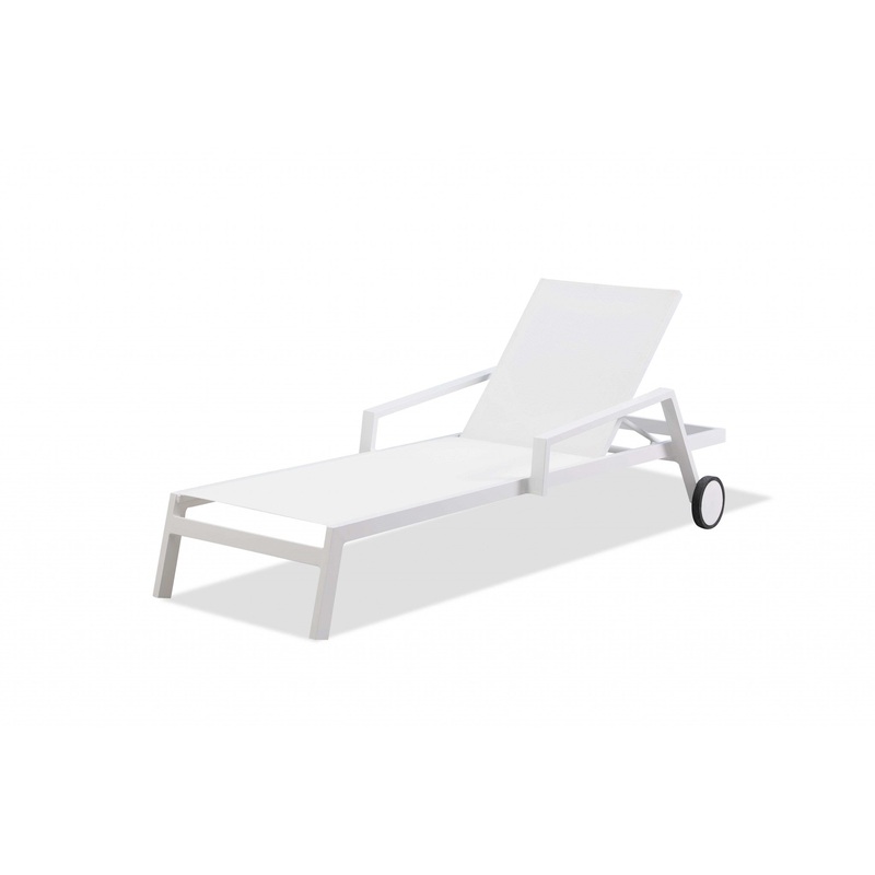 Set of 2 White Modern Aluminum Chaise Lounges By Homeroots