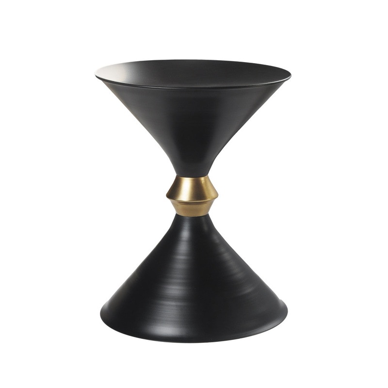 18" Black Iron Free Form End Table By Homeroots