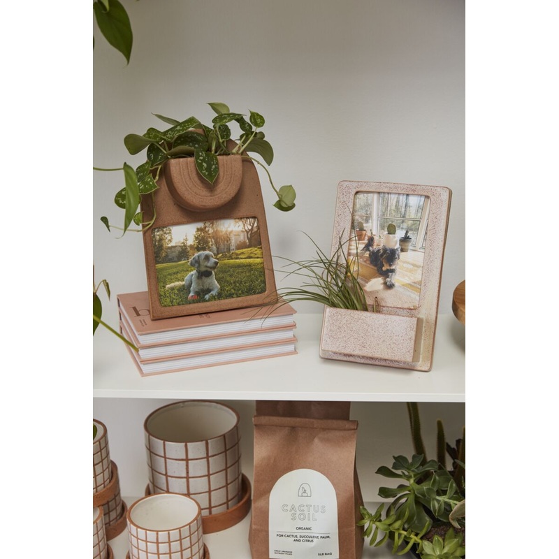 Farran Frame 8"x 11.25" By Accent Decor